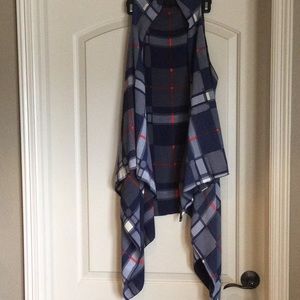 Women’s darling lightweight vest